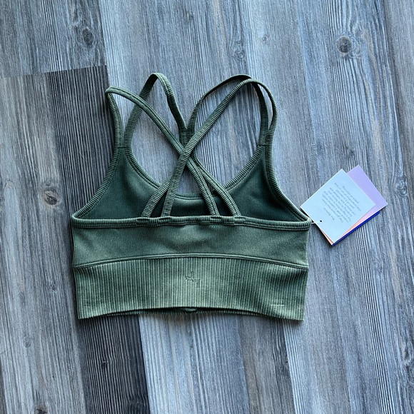 Seamless Bra - Picture 2 of 4